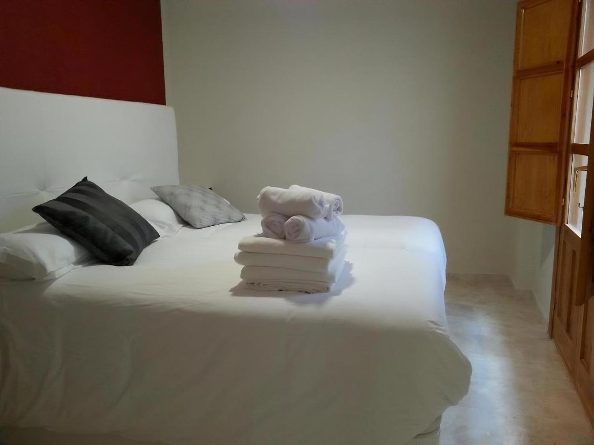 Apartamentos Comfort City Гранада Экстерьер фото